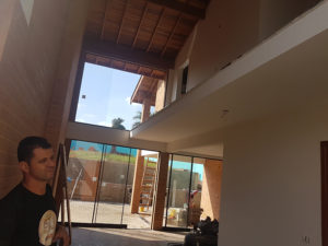 Pintura de casa na cidade de Piracicaba